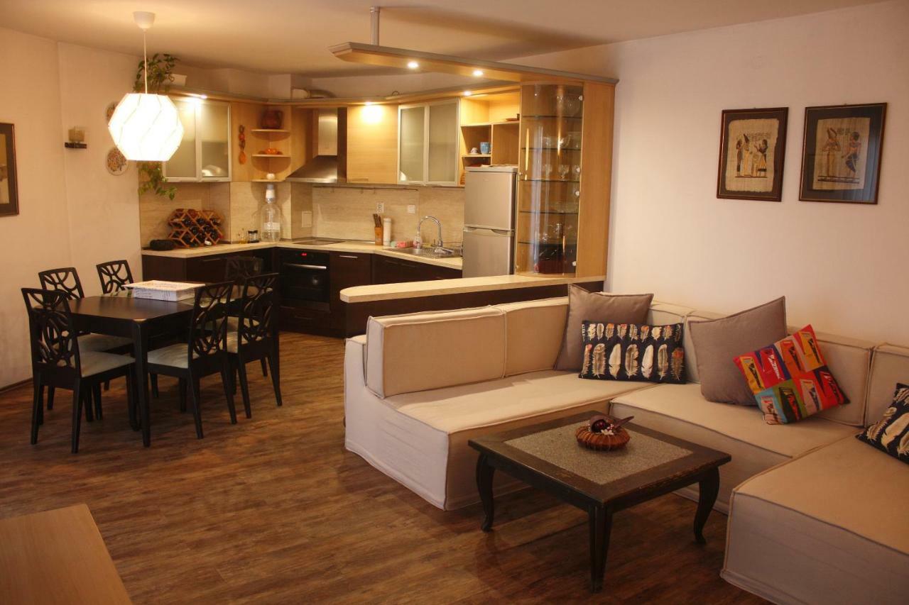 Central Square Apartment Plovdiv Luaran gambar