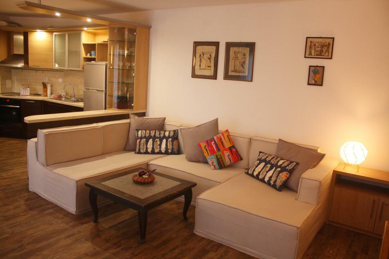 Central Square Apartment Plovdiv Luaran gambar