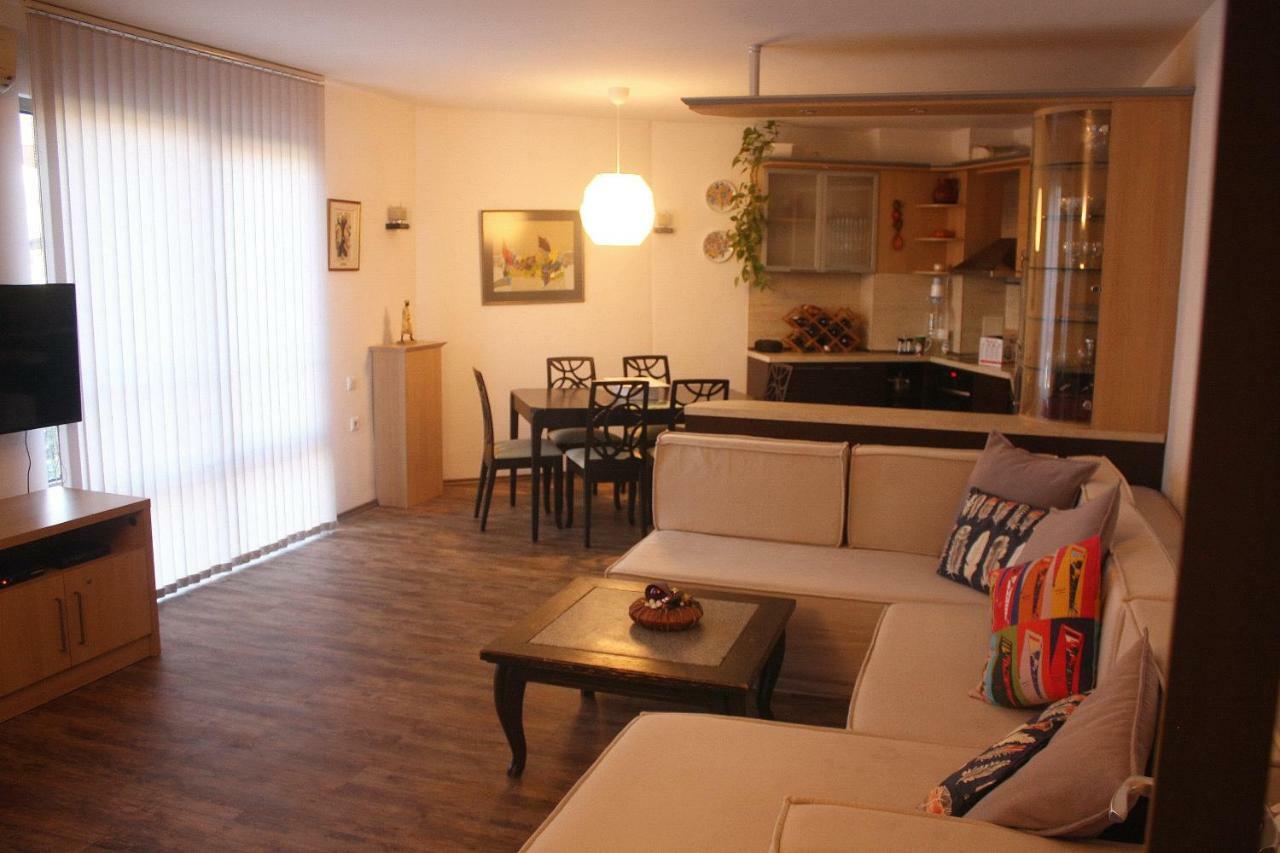 Central Square Apartment Plovdiv Luaran gambar
